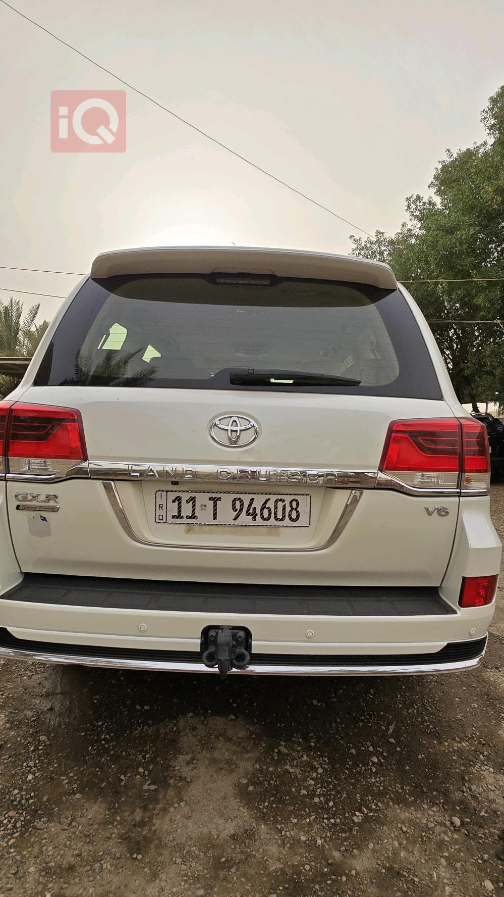 Toyota Land Cruiser